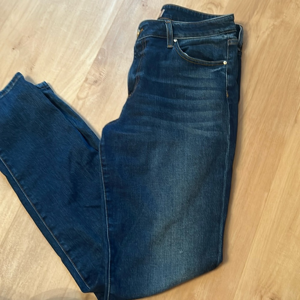 Kut from the Kloth diana mid rise curvy skinny jeans